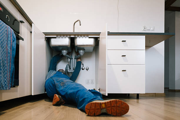 Professional Leak Detection technician working in Huntington, MA